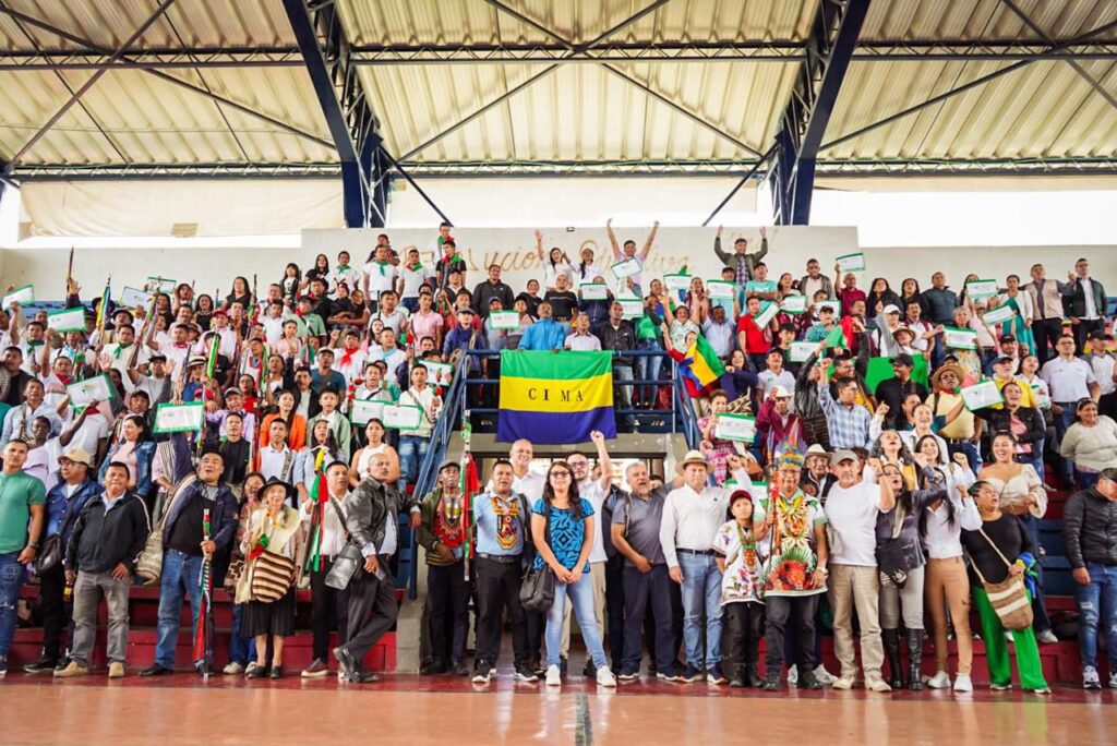 Entrega de títulos comunidad Cauca Popayán.