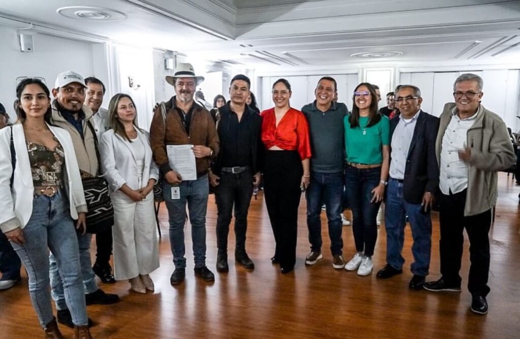 Firma de acuerdo con Agencia Nacional Campesina