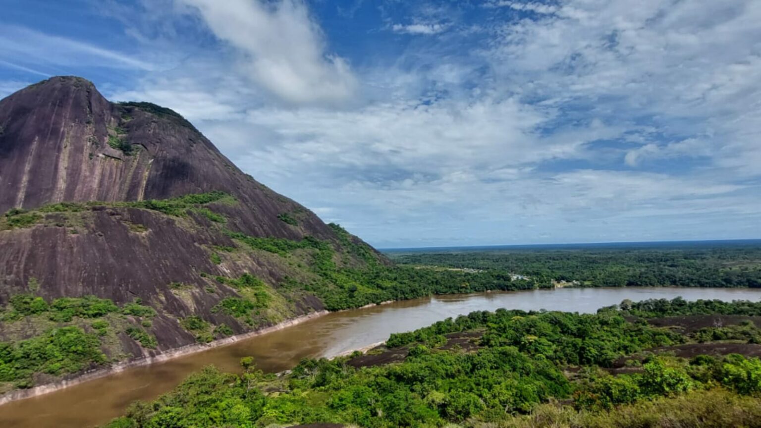 Fotografía del río Amazonas.