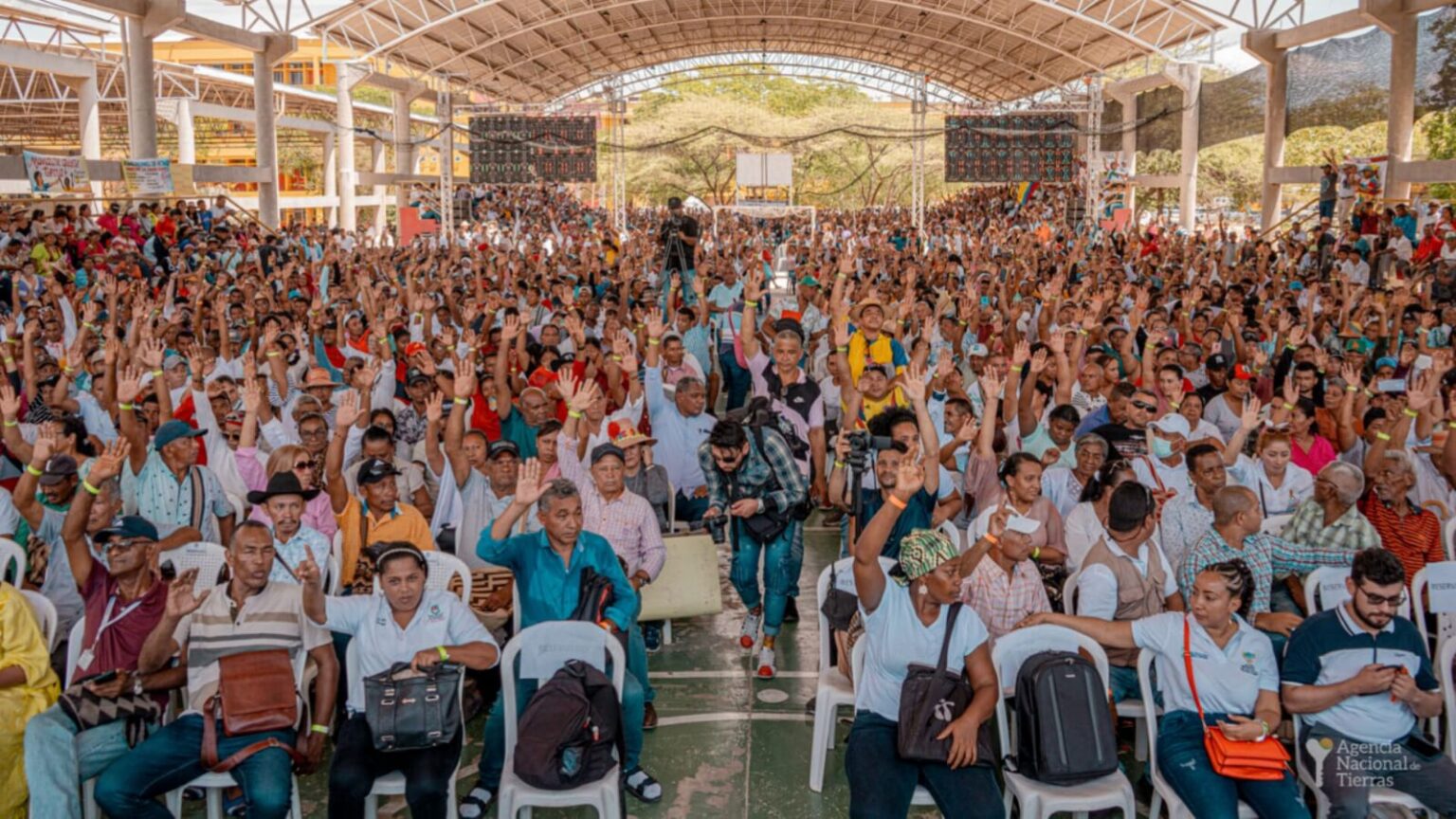 Más de 20mil campesinos que asistieron a la asamblea popular impulsada por el gobierno del cambio.