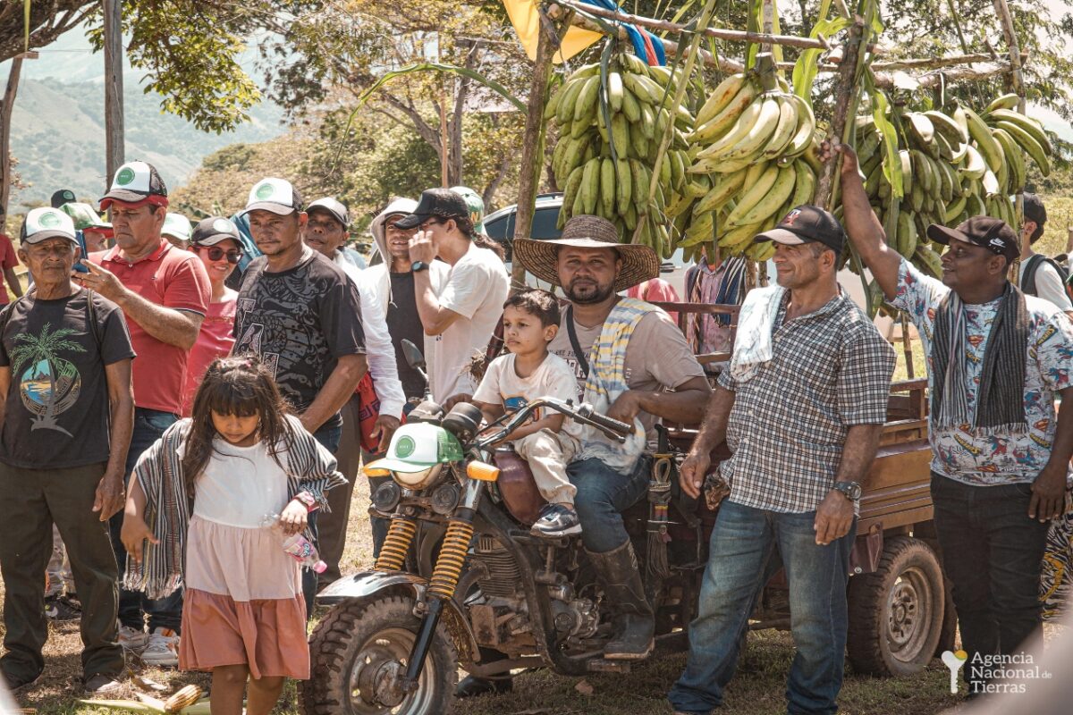 Movimientos de trabajadores campesinos del Cesar acogiendo el territorio campesino agroalimentario