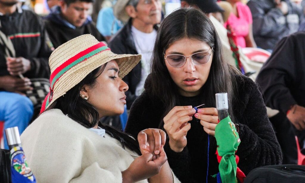 Mujeres en la sesión de diálogo.
