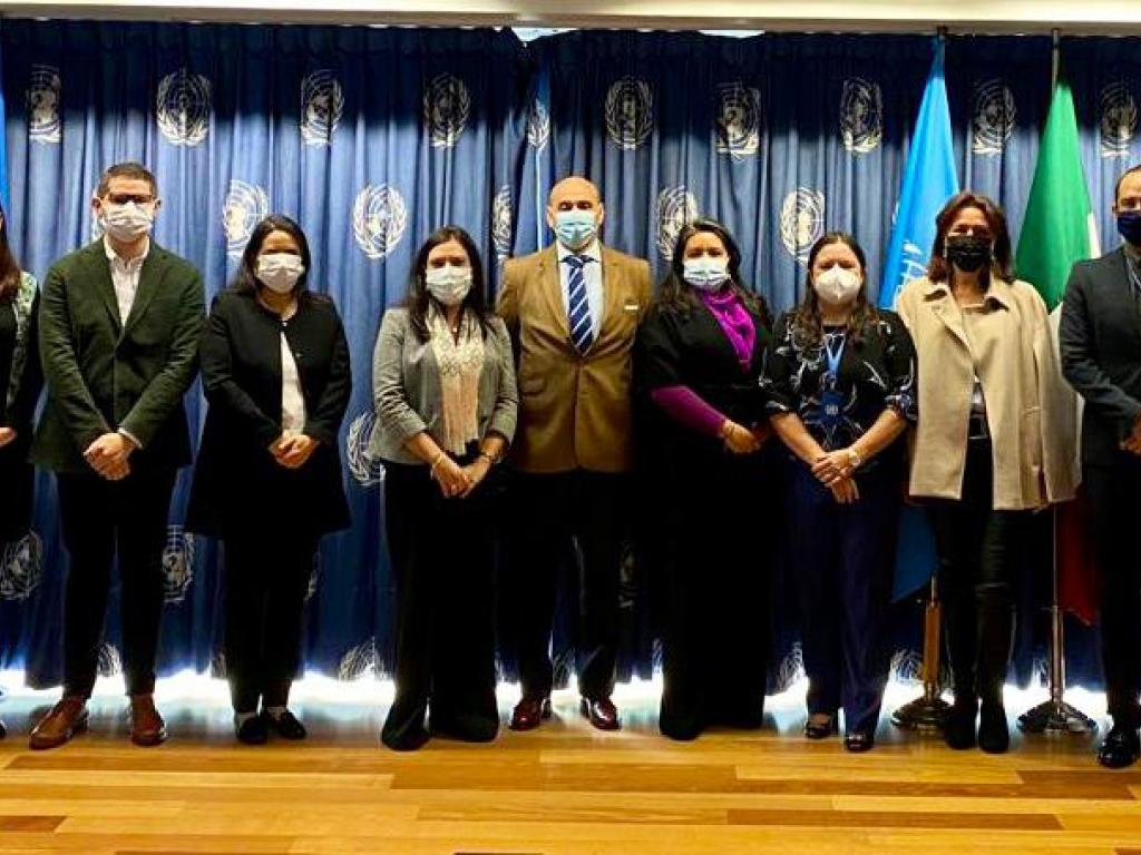 Grupo de representantes de la ANT y del Programa de las Naciones Unidas para el Desarrollo (PNUD) para América Latina y el Caribe, Colombia y México; además de otras instituciones y entidades