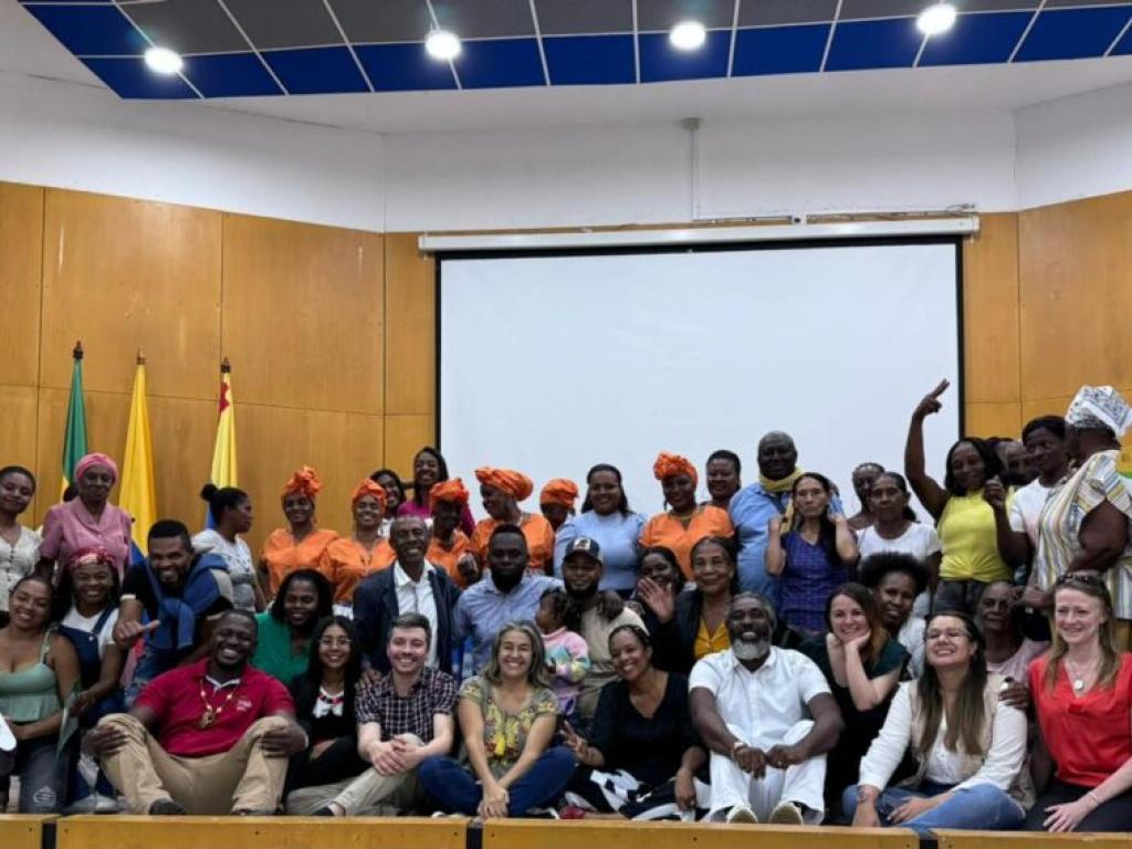 Comunitario de las Comunidad Negra de Mujeres Afro del Patía California